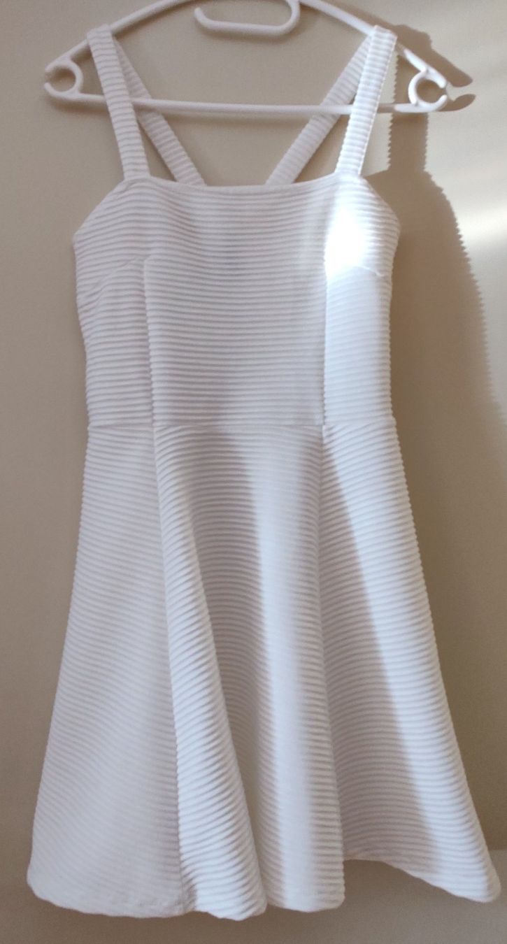 H&M Kleider: Robe d'été blanche, taille 36, comme neuve – Gebraucht aus Marin-Epagnier von Ebt99 1