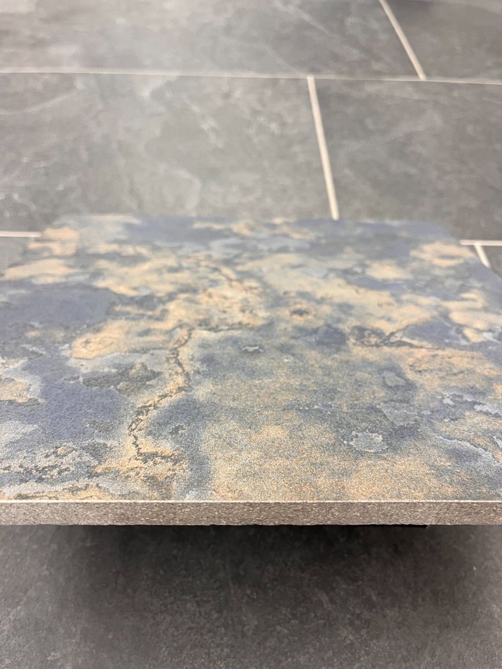 Rivestimenti per pavimenti: Feinsteinzeug Millenium 29.5x29.5 (Total ca. 208m2) – Nuovo e nell'imballaggio originale da Bichelsee venduto da thoro-plattenhandel 3