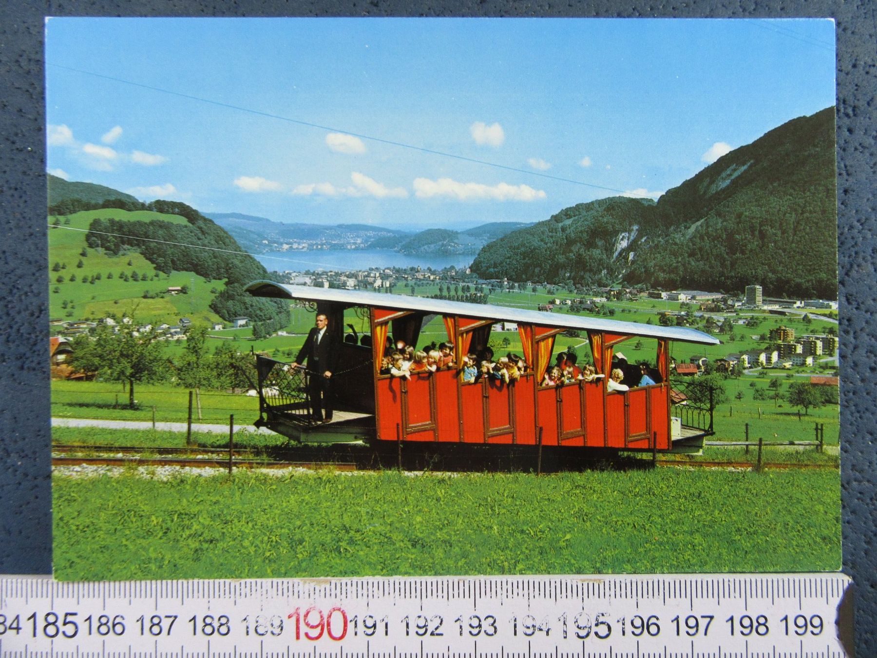 Cartoline postali: STANSERHORN-STANDSEILBAHN OLDTIMER BELEBT AK ONW – Usato da Ettingen venduto da Hausi4711
