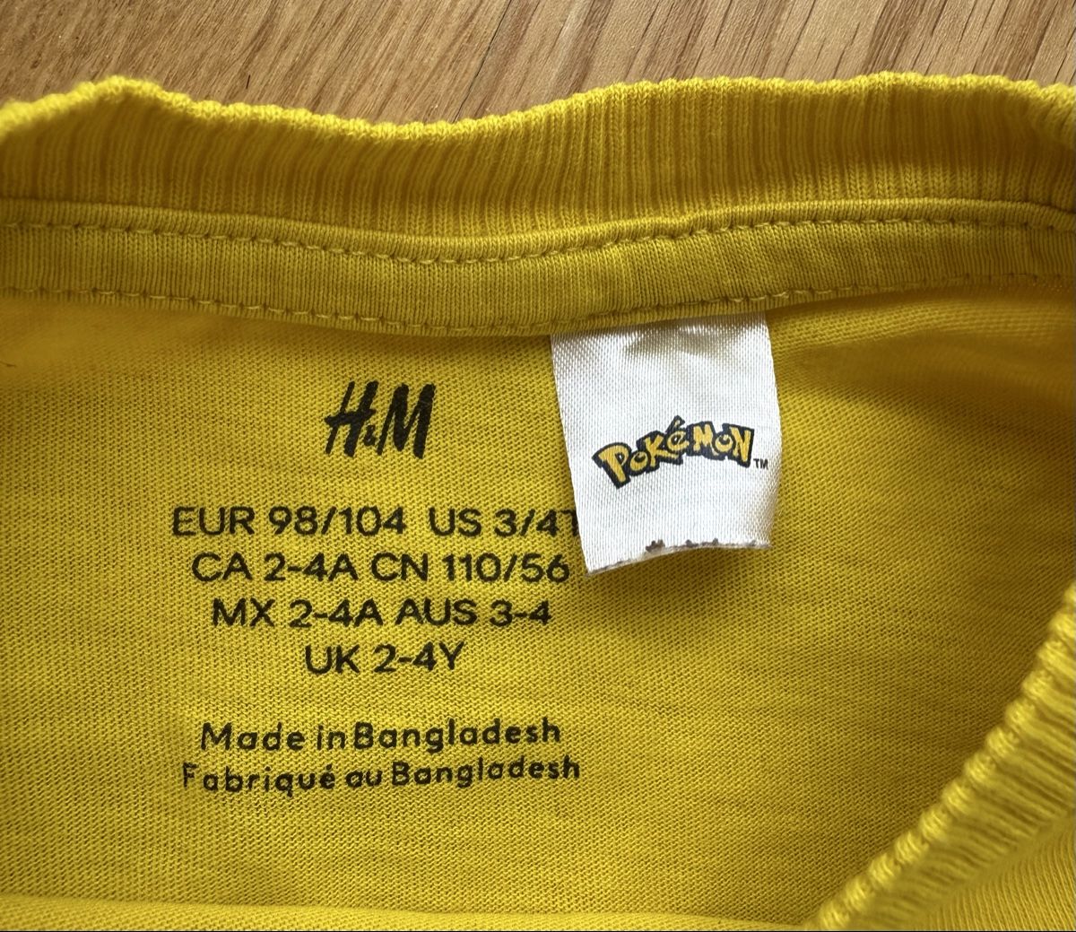 H&M Pullover & Sweatshirts: H&M - Lot de 3 pull Pokémon, taille 104 – Gebraucht aus Genève von valmath 4