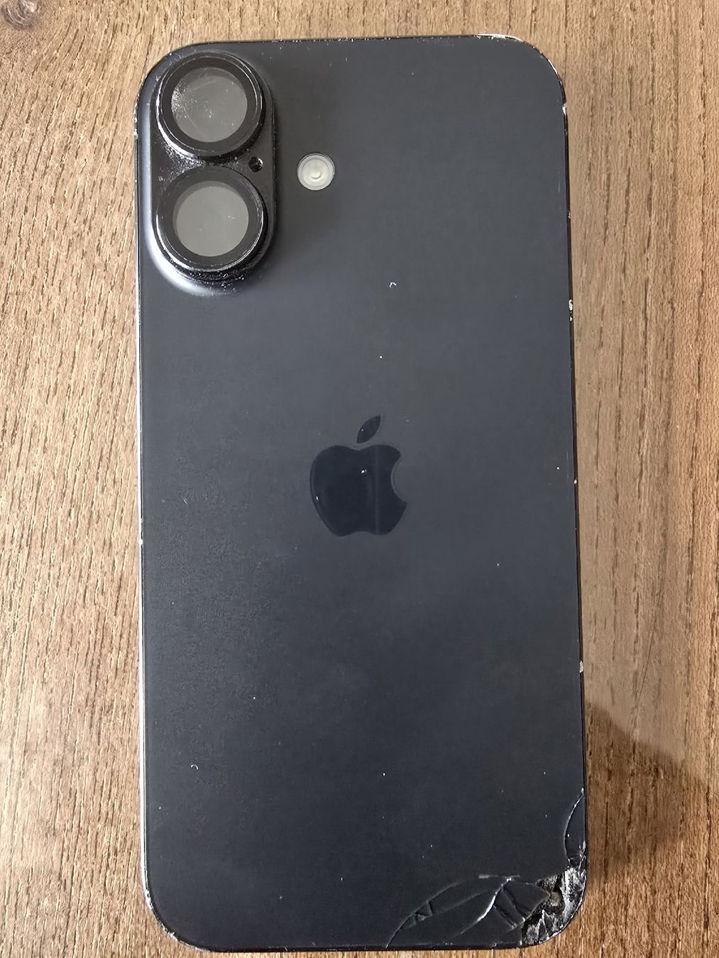 Apple Handys / Smartphones: iphone 16 256GB  – Defekt aus Dietikon von Leodnd 4