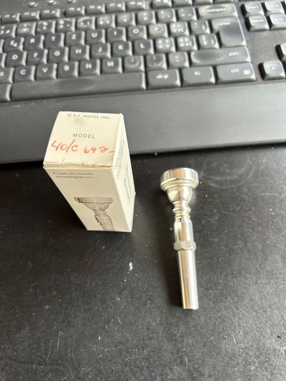 Trompetenmundstück Bob Reeves 40C-692 (Neu und originalverpackt) in ...