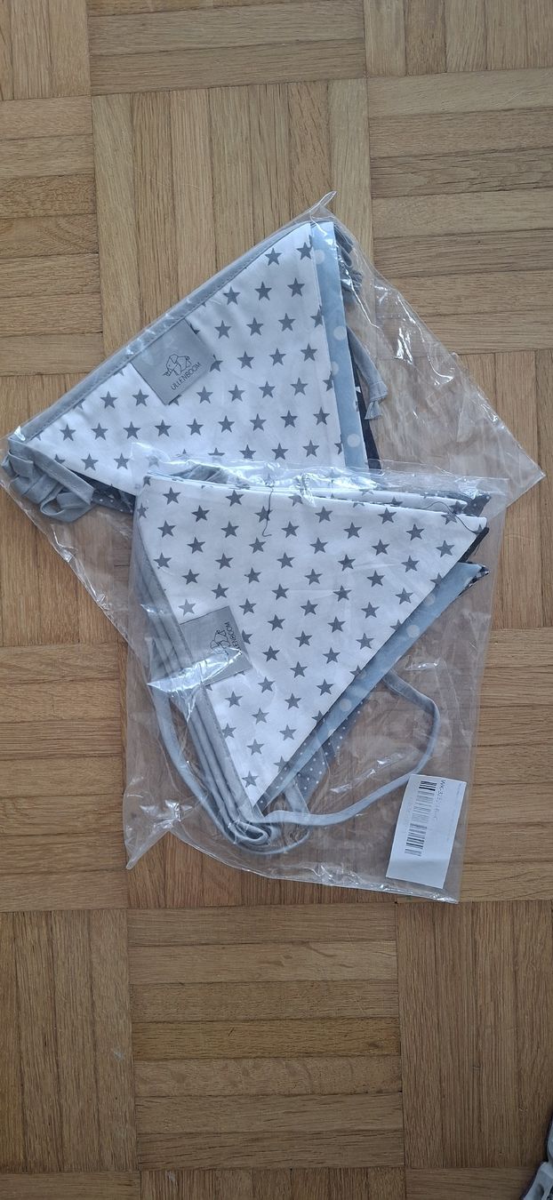 Tutte le decorazioni: Wimpelkette – Nuovo e nell'imballaggio originale da Tuggen venduto da Karin026