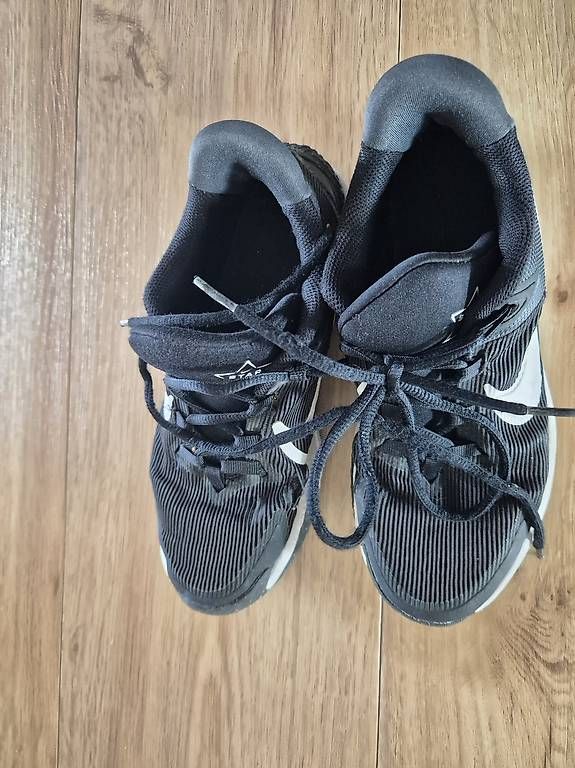 Scarpe da uomo: Nike Schuhe gr. 36.5 – Usato da Thun venduto da Lexu4444 3