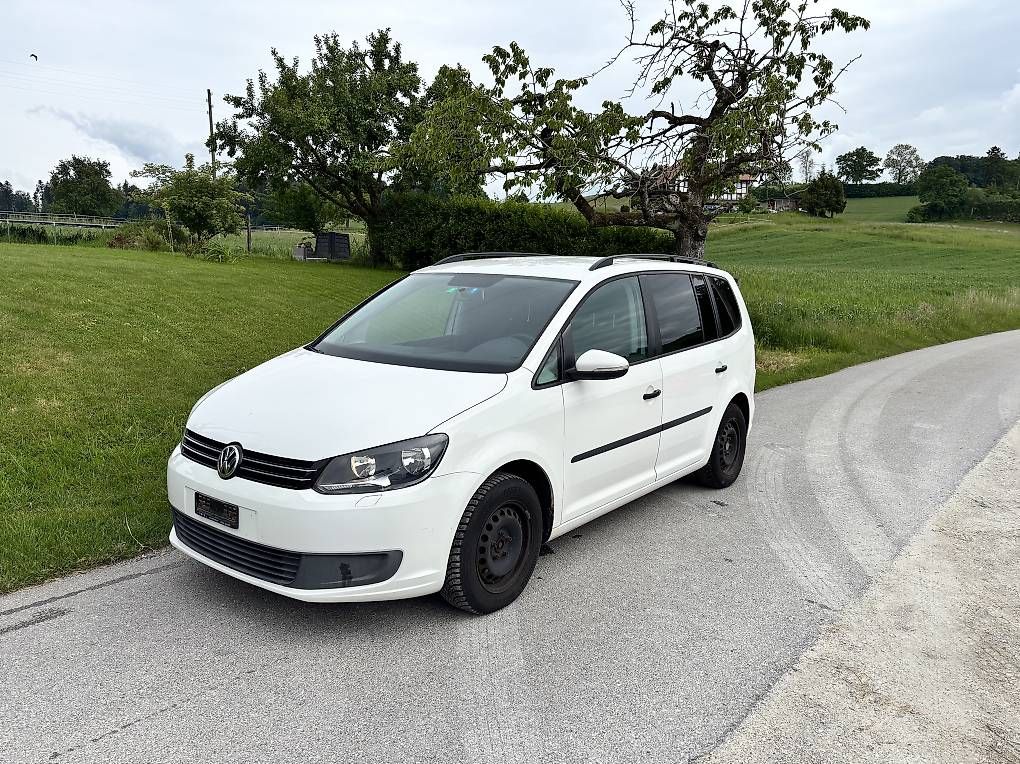 VW Automobili: VW Touran 1.6TDI – Difettoso da Ueberstorf venduto da sma_byy9