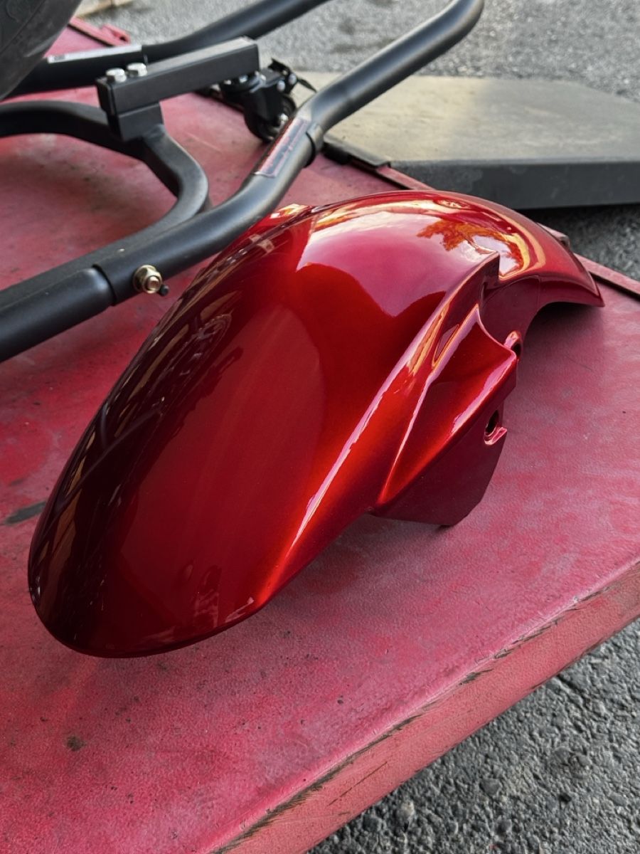 Yamaha Tutti i ricambio per moto: Garde boue Yamaha R6 2003-04 – Nuovo (secondo la descrizione) da Granges-marnand venduto da Julien.f