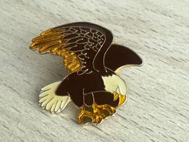 Pin Adler