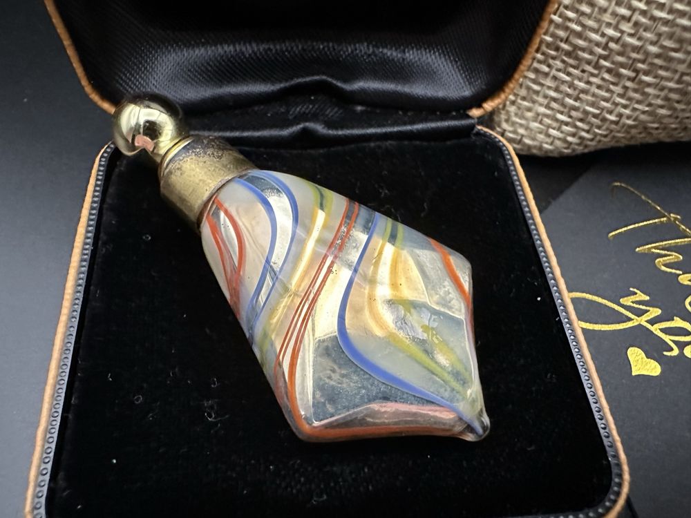 LUJOIN Solar-Kolibri-Futterstation Mit Mundgeblasenem Glas – Auslaufsicher, Farbwechsel