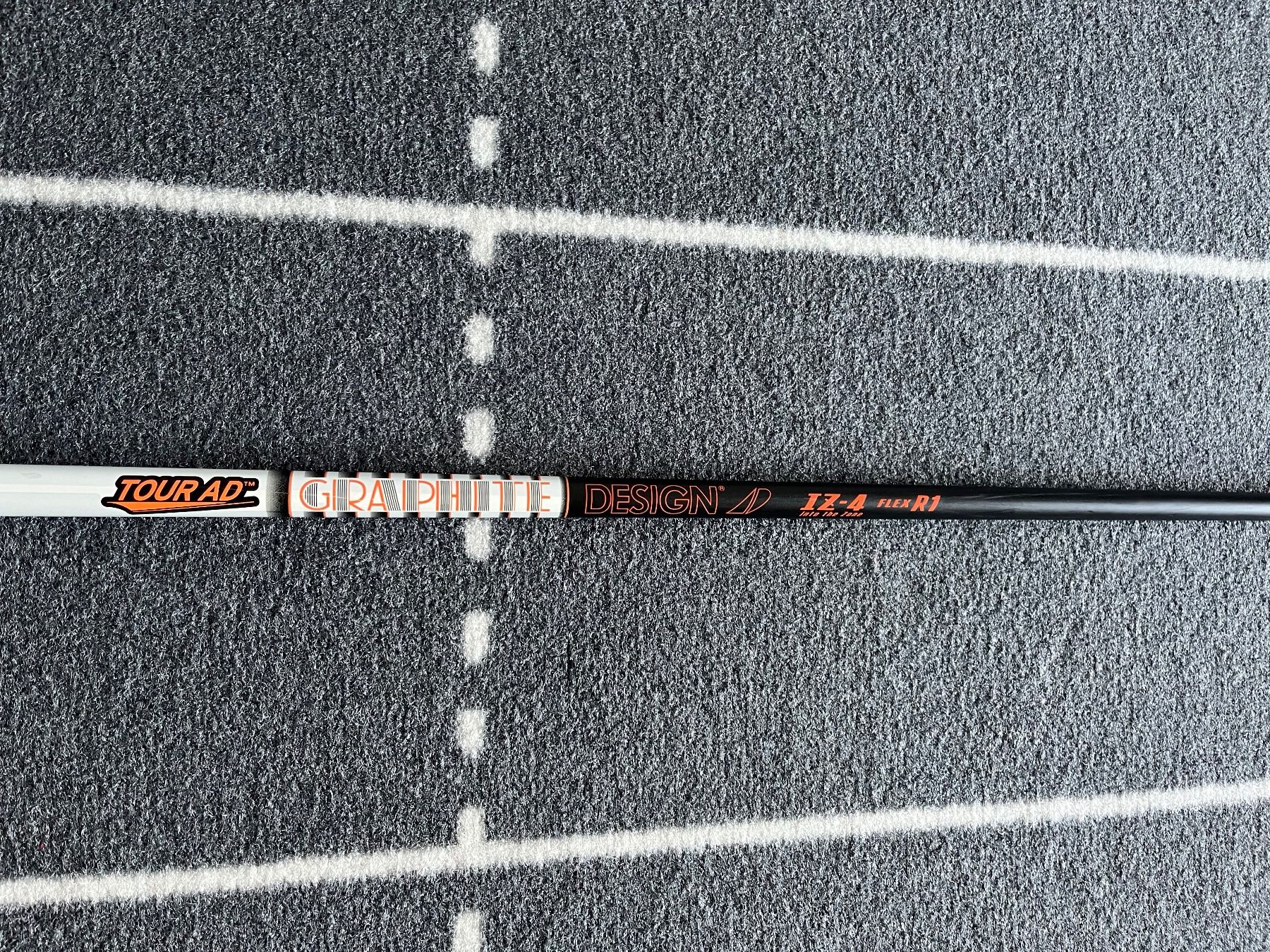 Mazze & Set: Graphite Design Tour AD IZ-4 Driverschaft – Usato da Schindellegi venduto da Ka15 1