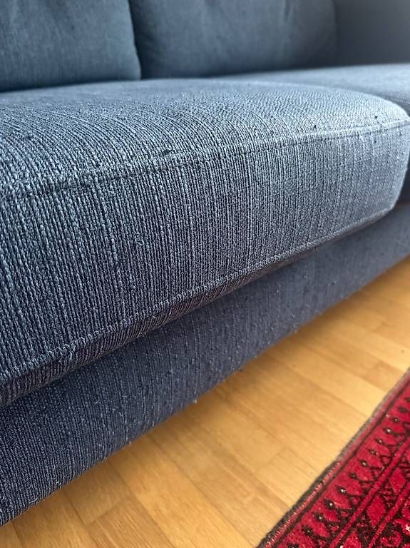 Sofas: 2-Sitzer Sofa (ca. 167 × 82 cm) - vergeben – D'occasion à Zürich par sar_rsg7 3