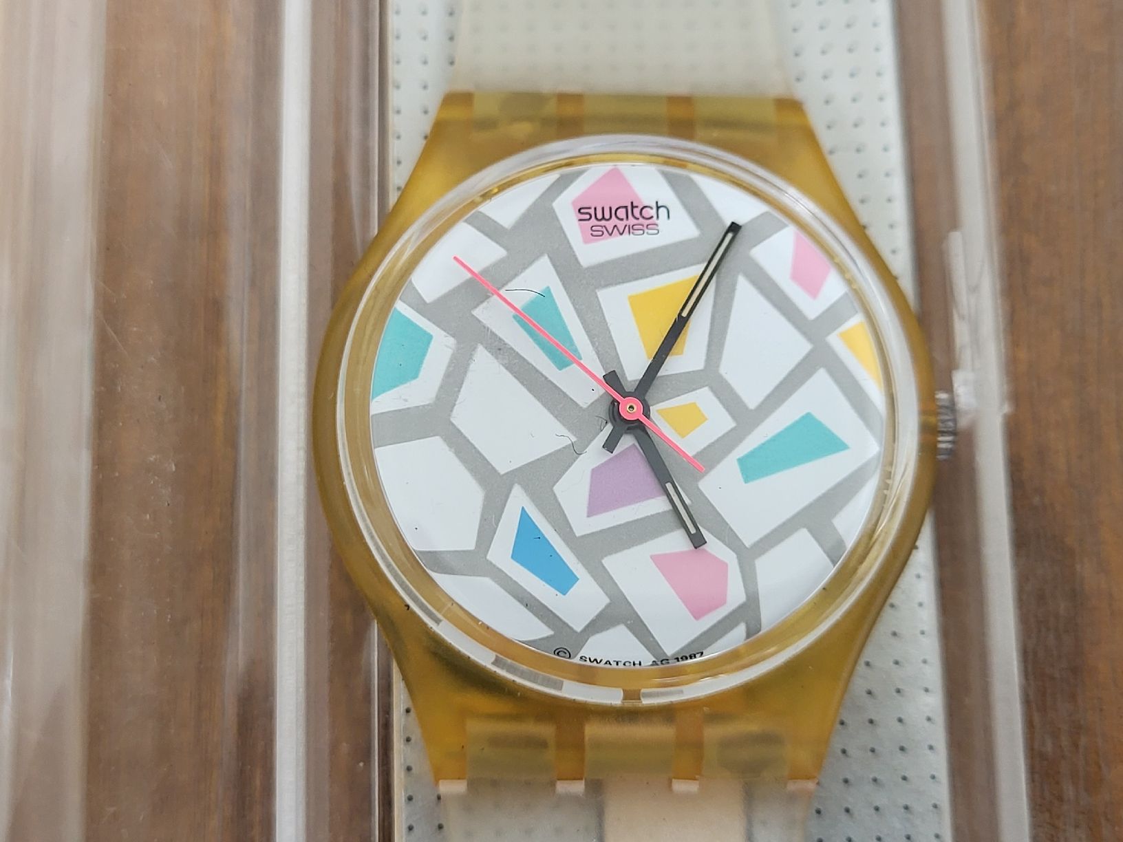 Swatch Orologi: SWATCH GK108 TINTARELLA NEU – Nuovo e nell'imballaggio originale da Lommiswil venduto da Fridu_C