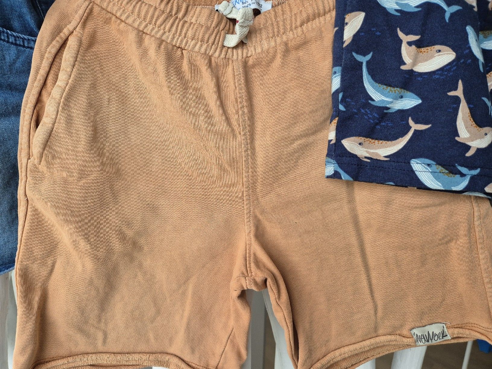 Pantaloni: Shorts Gr. 122/128, Set, Top Zustand – Usato da Zollikerberg venduto da ExcellenceInProducts 3
