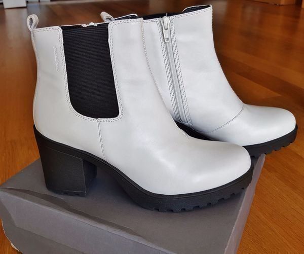 Vagabond Damenschuhe: Vagabond Lederstiefeletten Gr.39 – Neu und originalverpackt aus Reinach AG von innamac 1