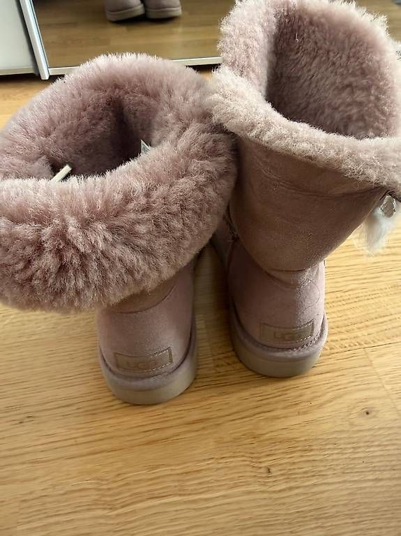 Ugg Scarpe da donna: UGG 39 – Usato da Zürich venduto da bil_s7tp 1