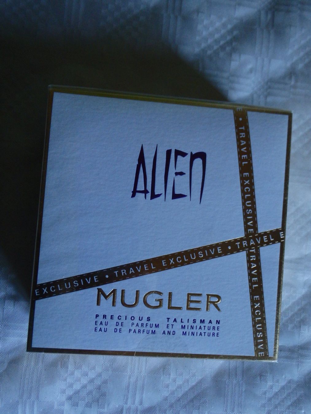 Mugler Profumi & Eau de Toilette: Alien Mugler Set, Eau de Parfum 30 ml & 6 ml, Neu! – Nuovo e nell'imballaggio originale da Schöfflisdorf venduto da pullux