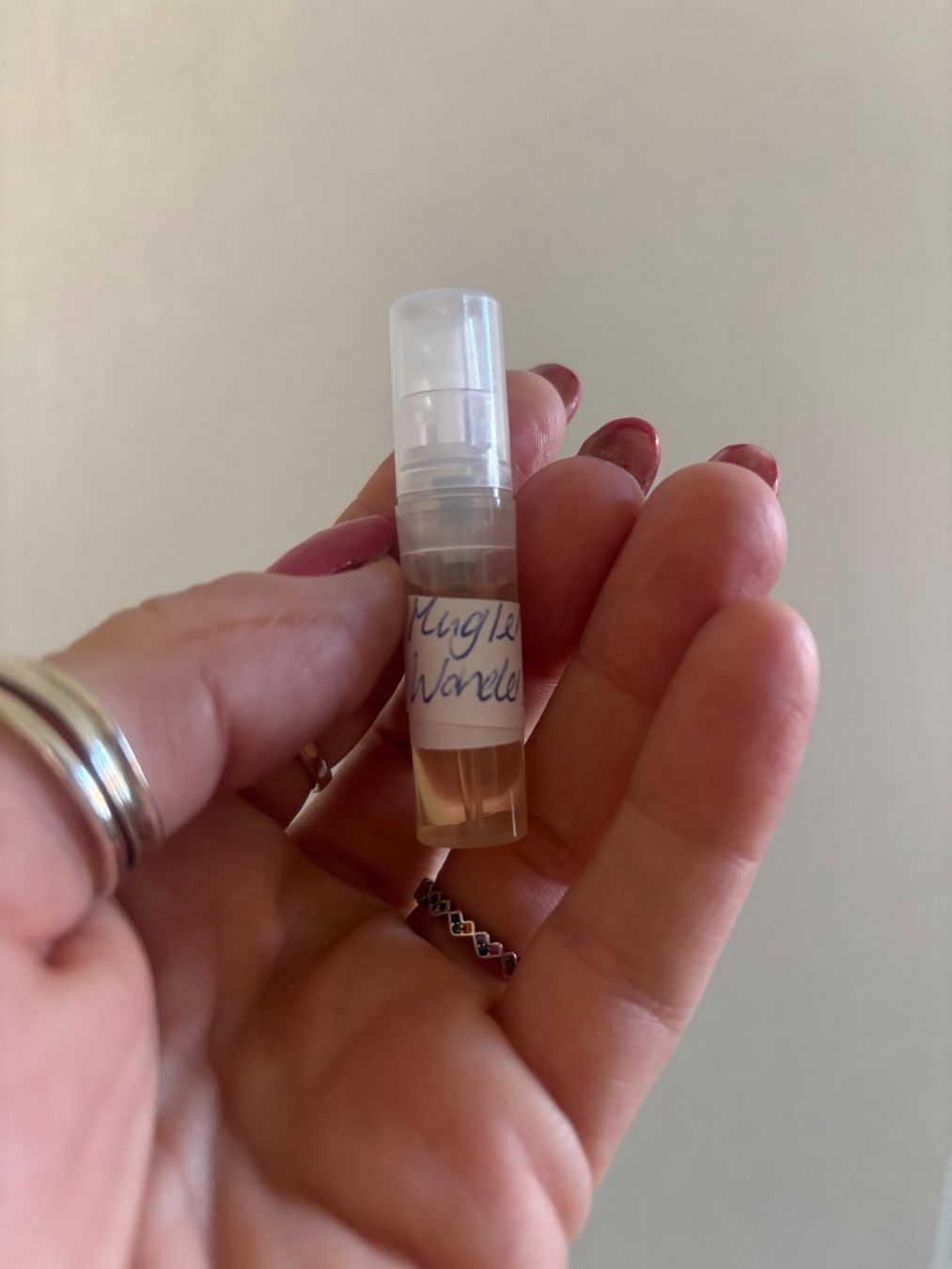 Mugler Profumi & Eau de Toilette: MUGLER LES EXCEPTIONS WONDER BOUQUET EDP DUFTPROBE 2ML – Usato da Zürich venduto da deruja 1