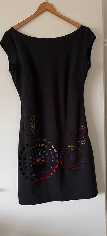 Desigual Vestiti: Kleid kurz Gr M schwarz – Usato da Aarau venduto da sunshine1064