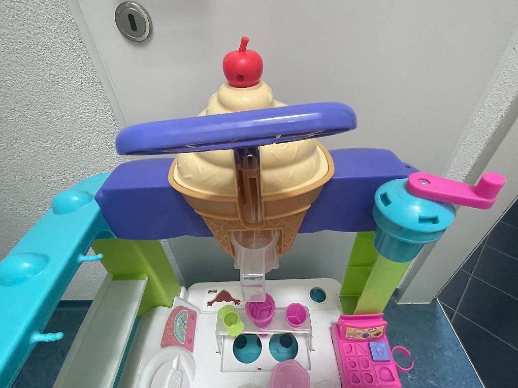 Jouets: Play-Doh Knetset Eiswagen/-maschine – D'occasion à Winterthur par Susudo 1
