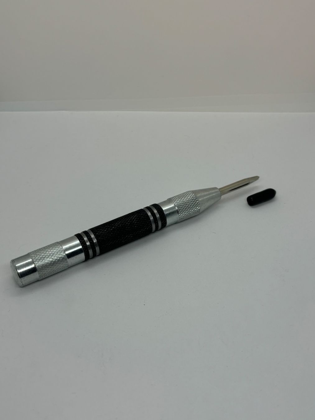 Tous les outils: Körner Hand Neu – Neuf (Voir description) à Widnau par Puch-Garage