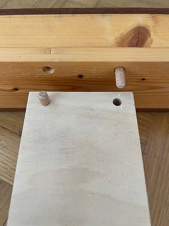 Betten: Doppelbett aus Nussbaumholz – Gebraucht aus Zug von pag_2f72 4