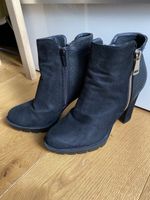 Schicke Stiefeletten in Schwarz, Gr. 38