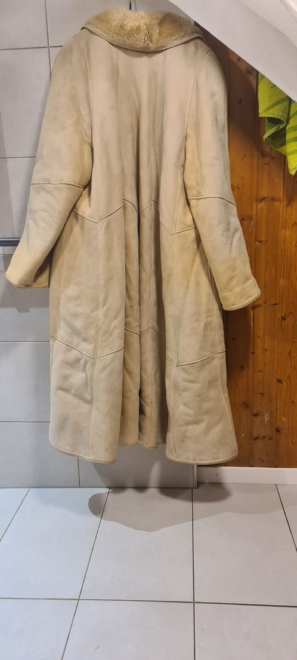 Cappotti: Damen Lammfell Mantel – Usato da Bellerive VD venduto da Hermes5