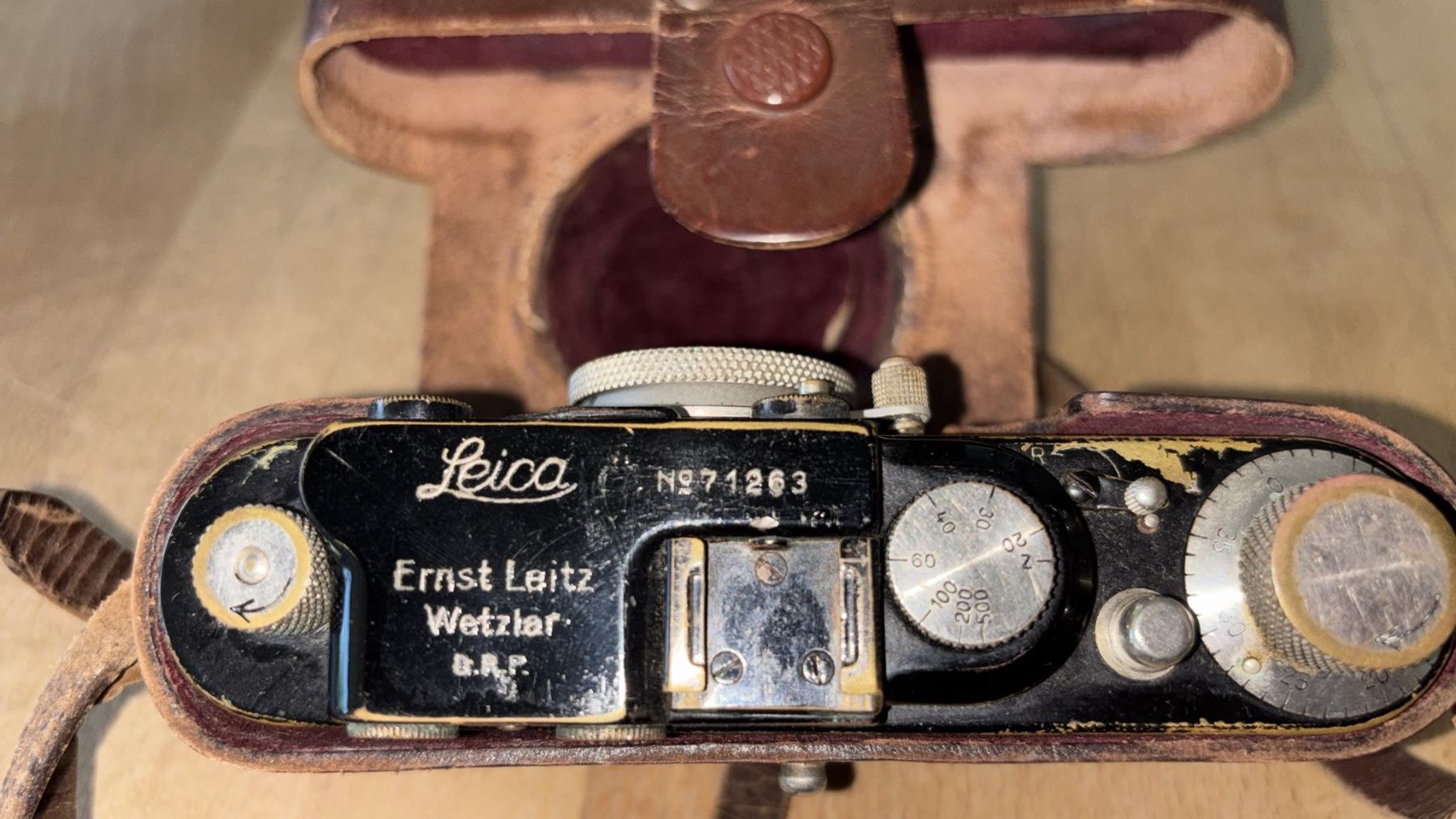Leica Kamera: Leica Model II, Exemplar Nr. 63 Model D – Gebraucht aus Baden von Benjaminkeller54 4