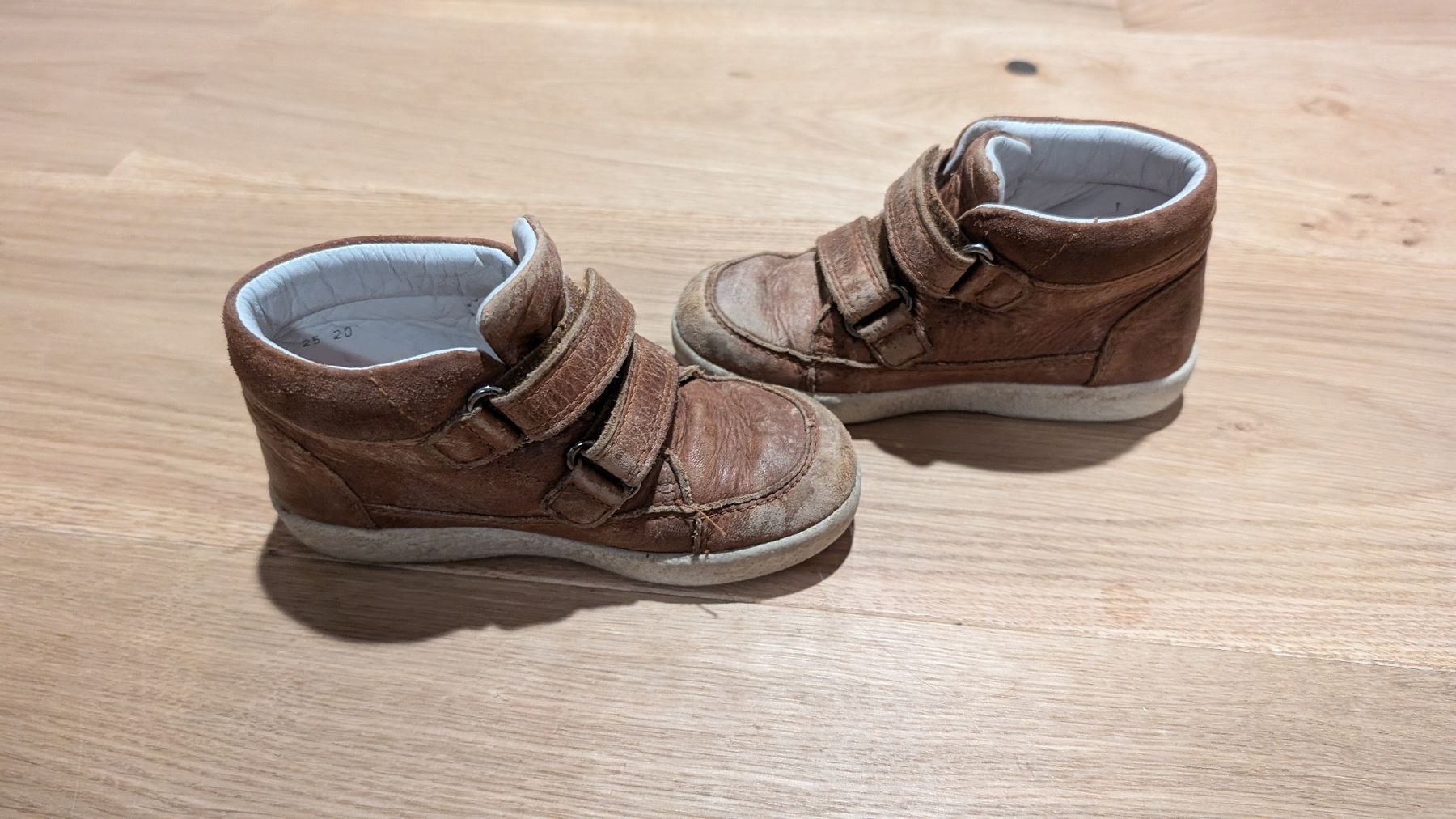Elefanten Scarpe per ragazzi: Elefanten Schuhe gr 25 – Usato da Busswil BE venduto da Binchenbeetli 1