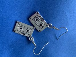 1Paar Retro-Ohrringe TAPE