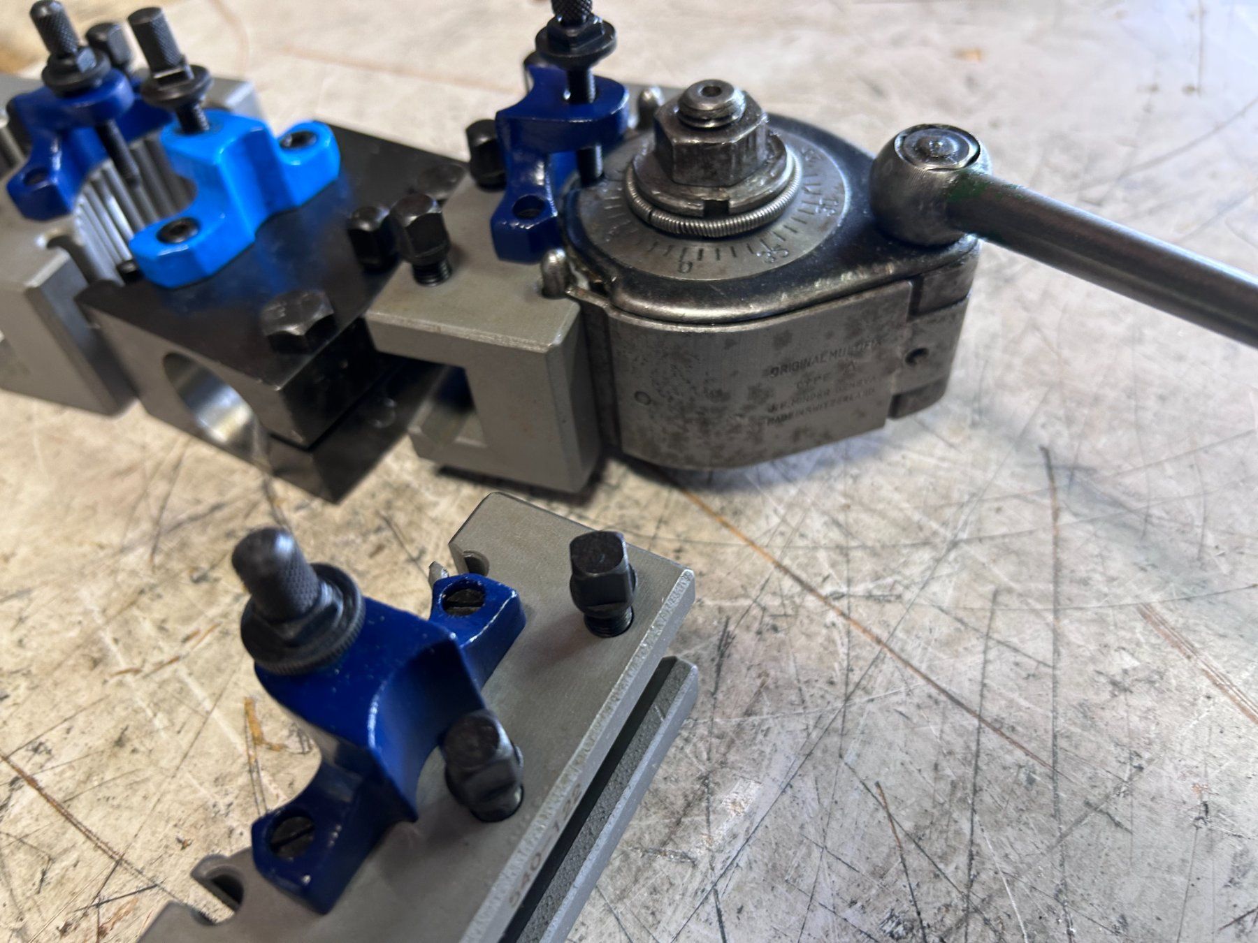 Tutte le macchine: Multifix A Stahlhalter mit Einsätzen – Usato da Münchenstein venduto da fransch 2