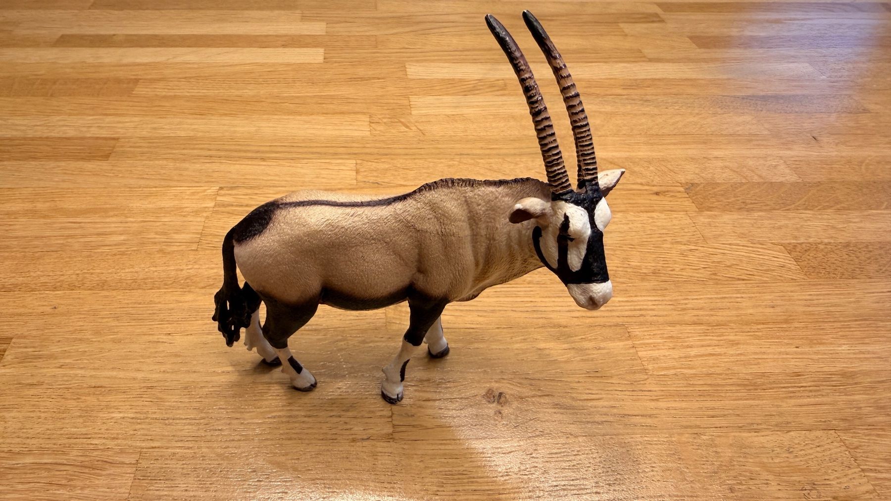 Schleich Giocattoli: SCHLEICH - Oryxantilope 14759 – Usato da Winterthur venduto da Secondhand-Family 1