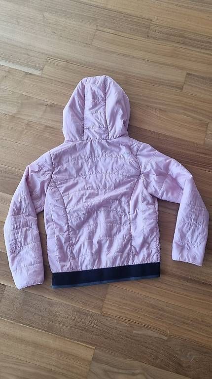 Giacche & Cappotti: Leichte Stepjacke Marke K-Tec Gr. 140 – Usato da St. Gallen venduto da Libelle99 1