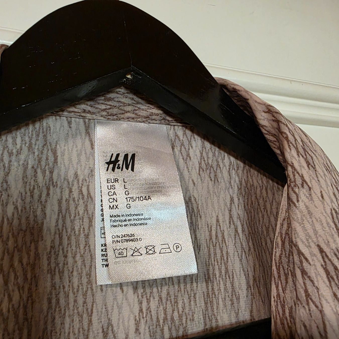 H&M Camicette: H&M Bluse/Top L Satin-Optik gemustert – Usato da Wald ZH venduto da CapLux 6