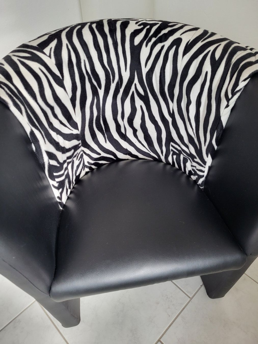 Sessel: Cocktailsessel / Loungesessel – Gebraucht aus Rümlang von Turrin 4