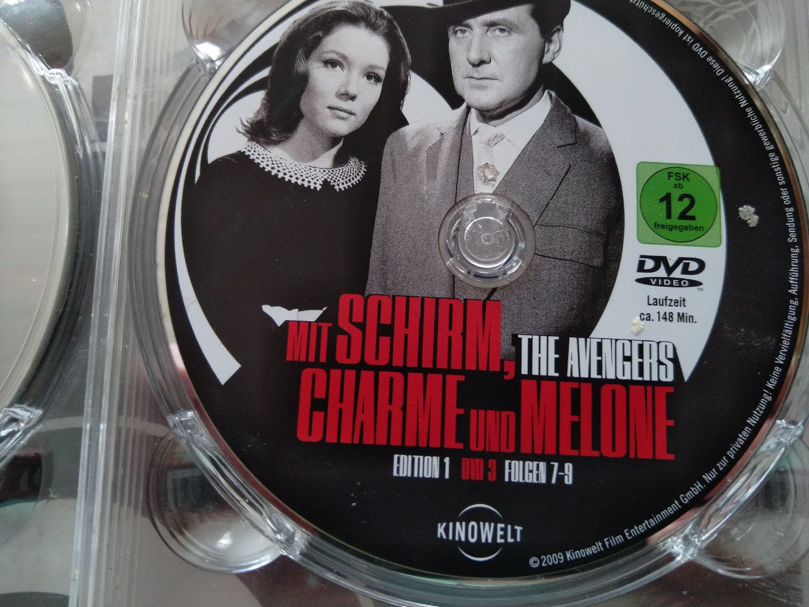 Tutti i DVDs: Mit Schirm, Scharm und Melone – Usato da Bischofszell venduto da Museumscafe 5