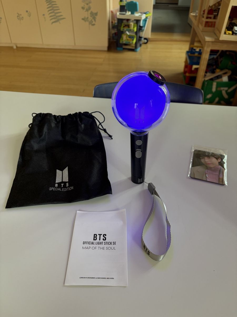 Lampade: BTS Lightstick Special Edition reproduction – Nuovo e nell'imballaggio originale da Zürich venduto da powrpff 2