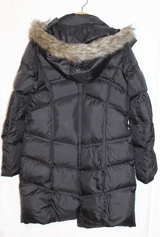 Esprit Cappotti: Daunenmantel Esprit - M – Usato da Basel venduto da Mila_Graf 2