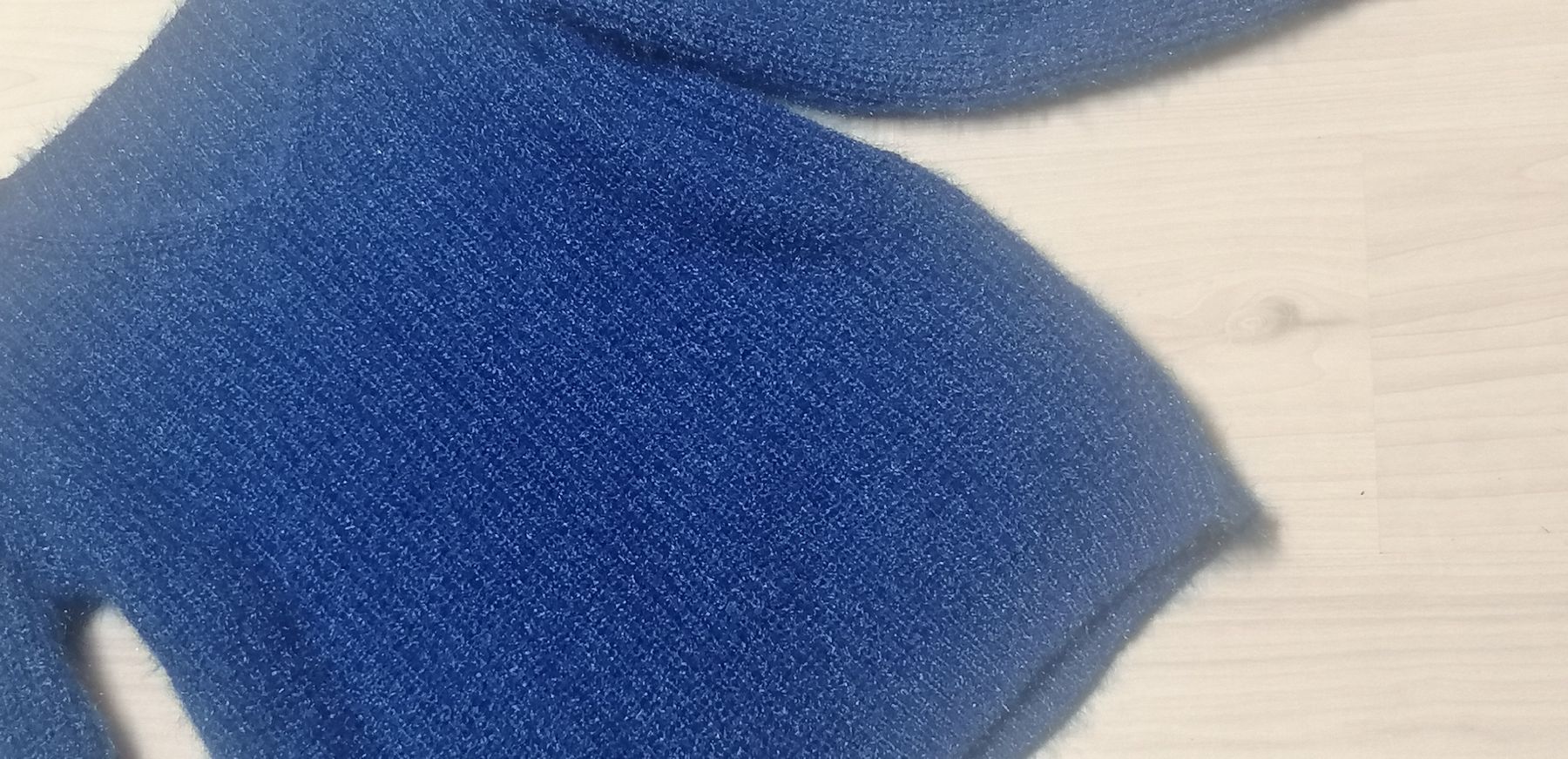 Maglioni & Felpe: Pull, pull en maille, haut, lainage – Usato da Montcherand venduto da petiteoune75 1