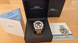 Sinn 903 St B E mit blauem Zifferblatt