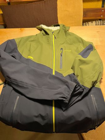 46 Nord Outdoorjacke grün blau gebraucht guter Zustand