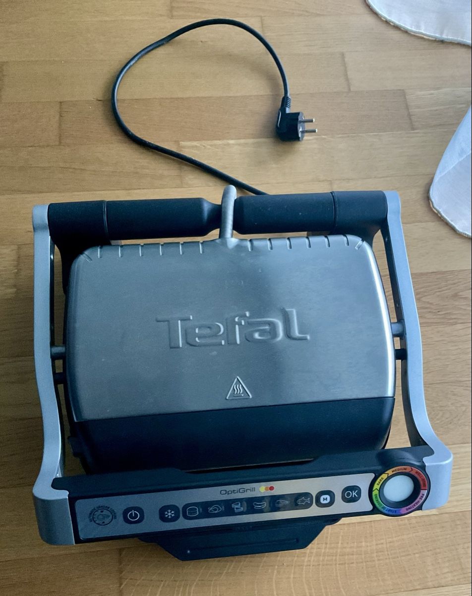 Tefal Elettrodomestici da cucina: Tefal OptiGrill – Usato da Aarau venduto da chi_qnc5