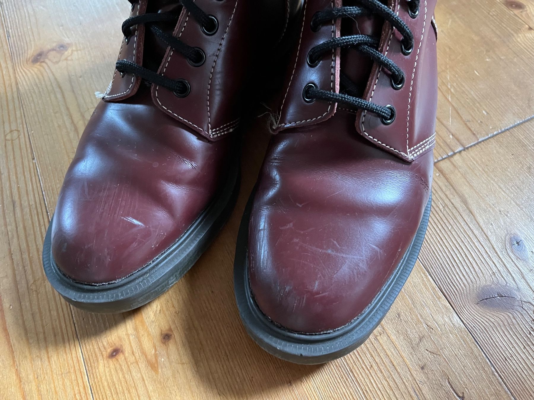 Dr. Martens Scarpe da uomo: SOLOVAIR Boot Bordeauxrot Gr 38.5 – Usato da Zürich venduto da Joining_pisces 7