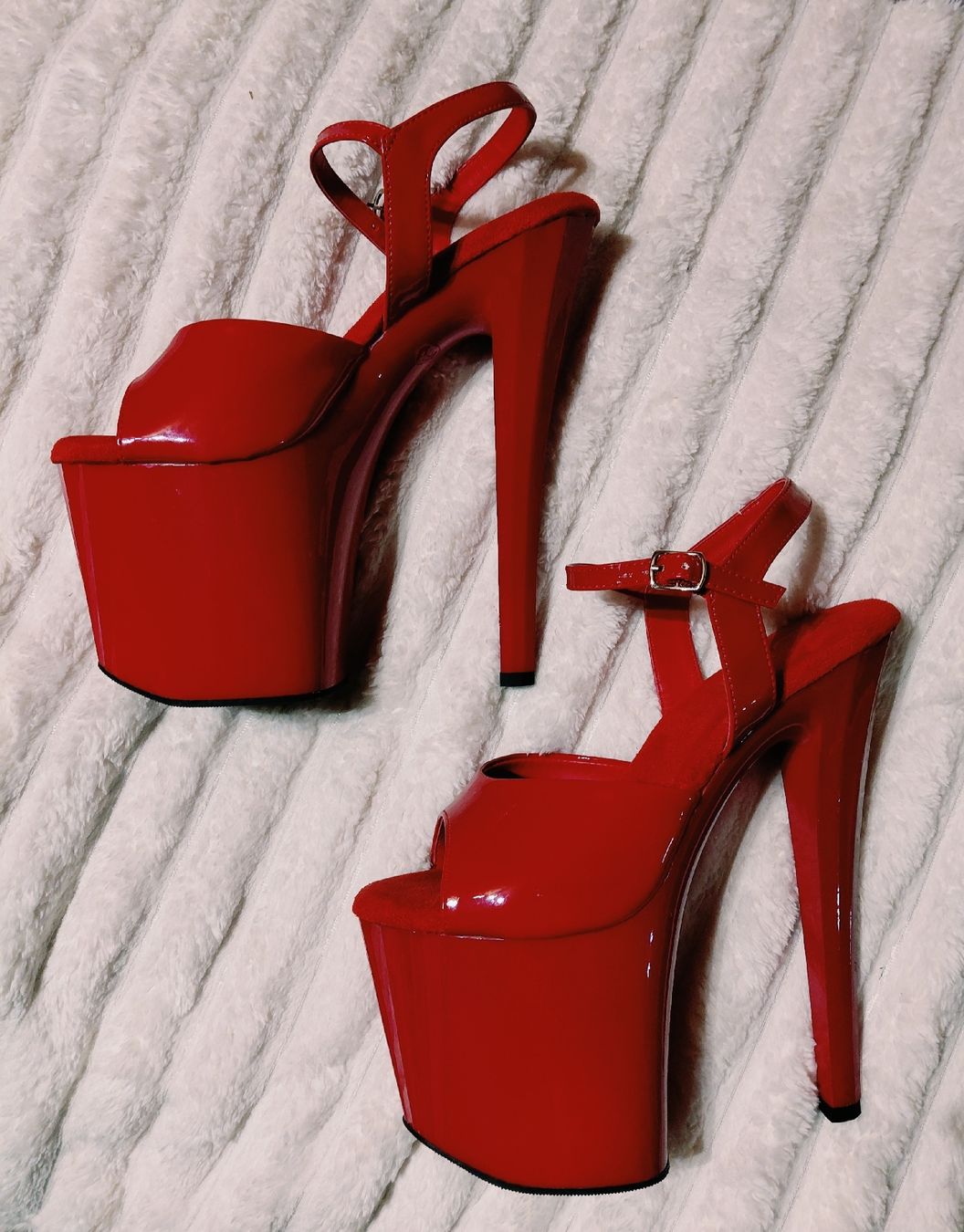 Scarpe da donna: Pleaser Flamingo-809 – Nuovo (secondo la descrizione) da St. Margrethenberg venduto da lte_qb5b 1
