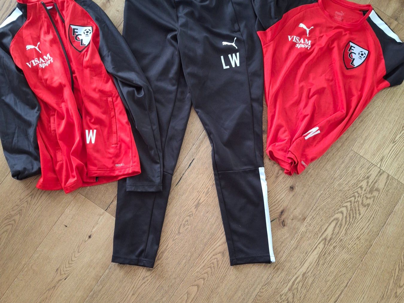 Puma Trainer, Turnhosen & -trikots: FC Liestal Trainer komplett – Gebraucht aus Seltisberg von joya9