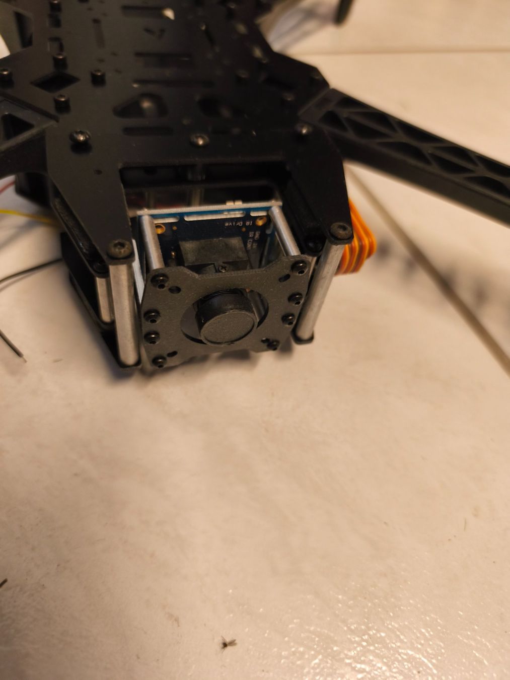 Modellismo RC: Multicopter Chassis inkl. Kamera – Nuovo (secondo la descrizione) da Münchwilen TG venduto da PPELF 1