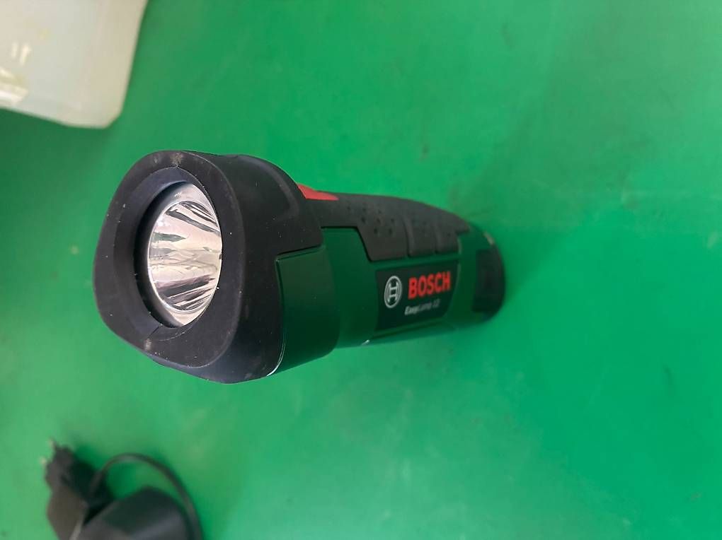 Lampade: Bosch Easy Lamp 12 – Usato da Luzern venduto da Nautico 1