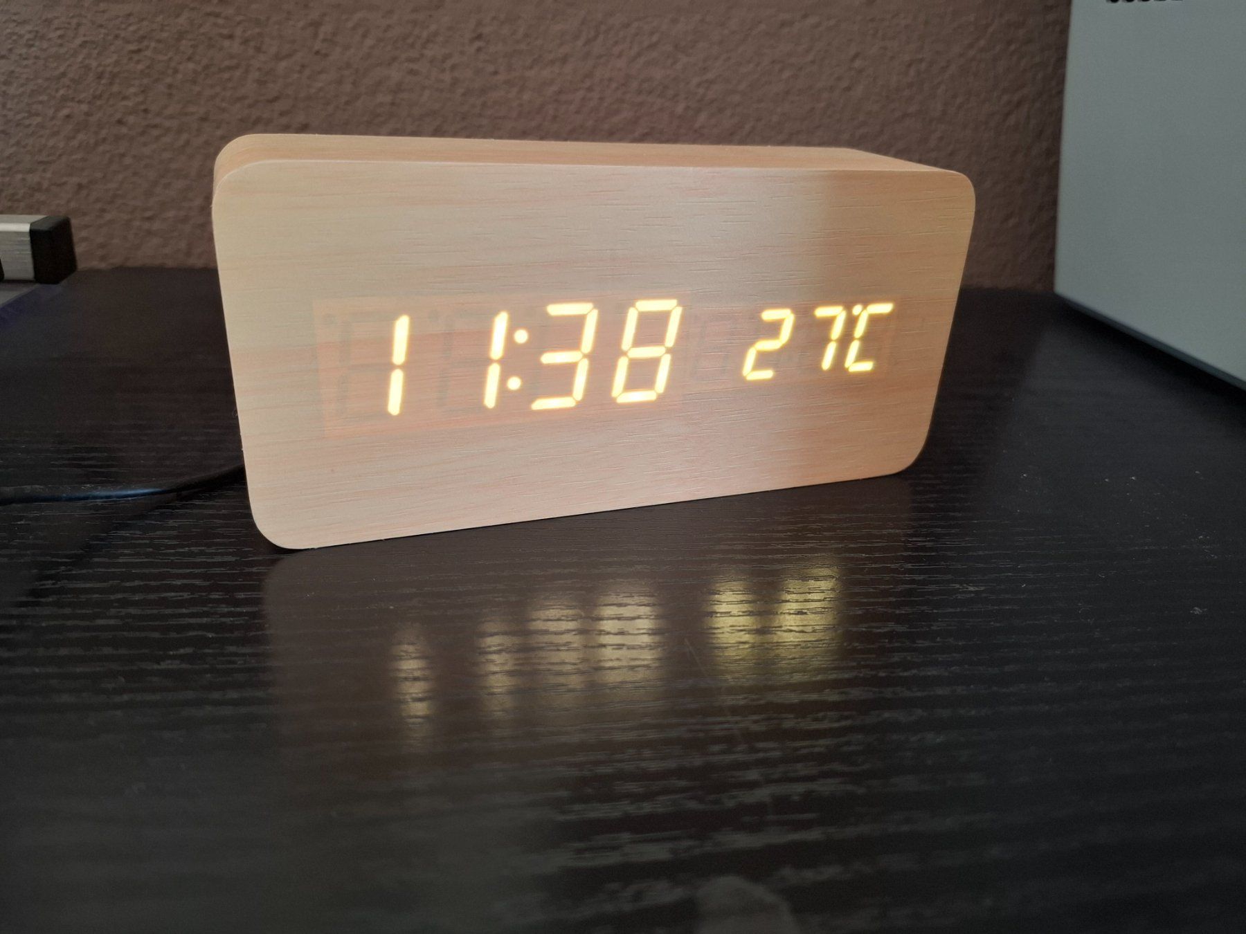 Orologi da terra & Orologi da parete: Digitaluhr und Wecker im modernen Design – Usato da Chabrey venduto da fluvius