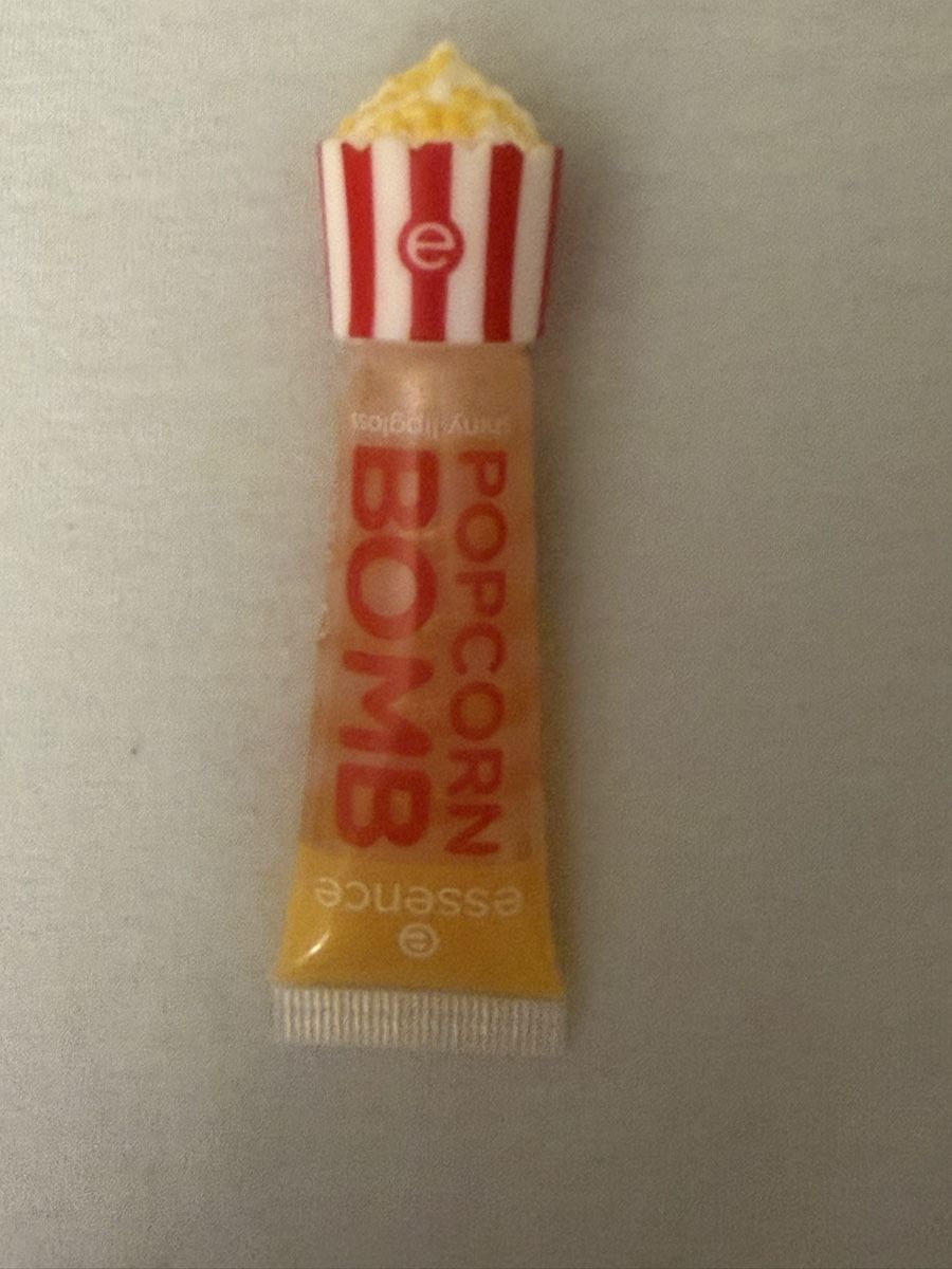 Make-up: essence POPCORN BOMB shiny lipgloss – Nuovo (secondo la descrizione) da Brugg AG venduto da sapnic