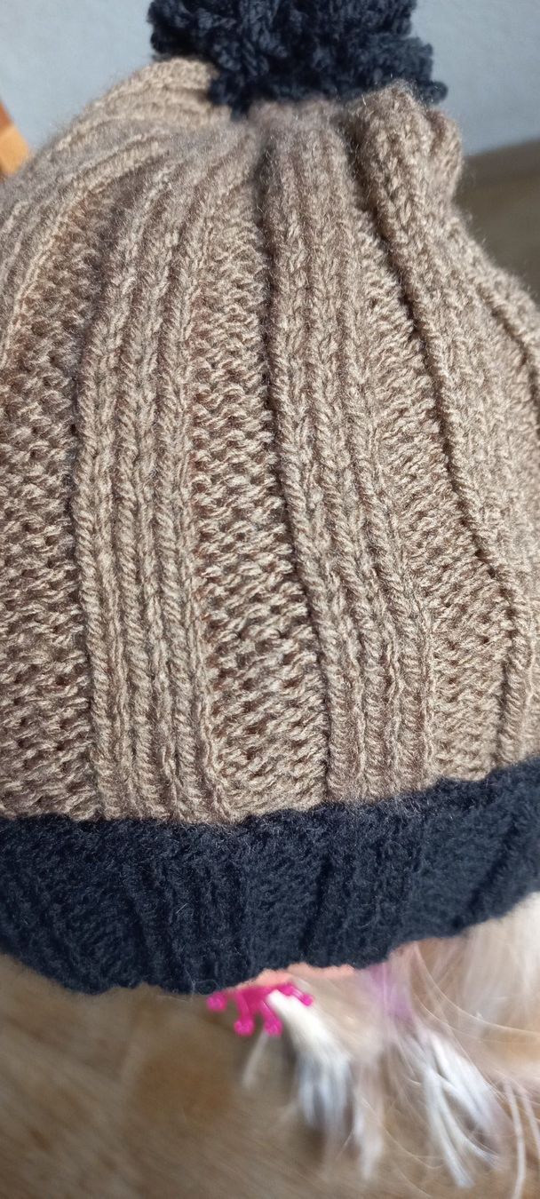 Copricapi, berretti & cappellini: BONNET TRICOTÉ À LA MAIN – Nuovo e nell'imballaggio originale da Dompierre FR venduto da fat_xth5 3