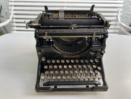 Underwood Schreibmaschine 1910 Garage Sale